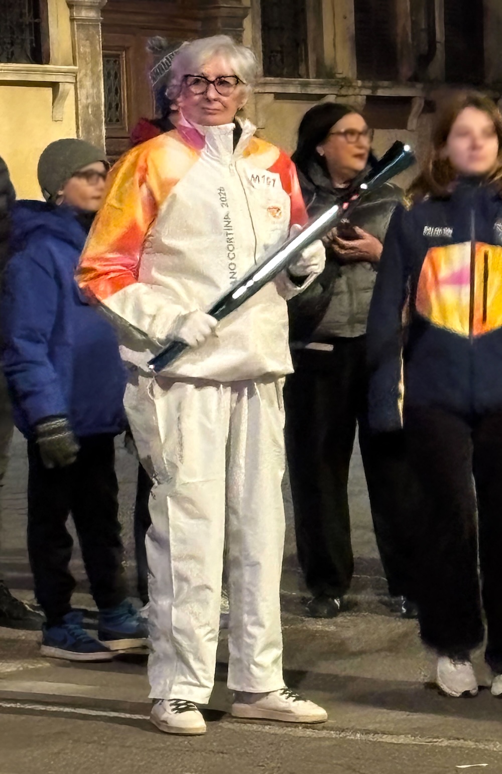 Sara Simeoni waiting for the Olympic flame in Verona